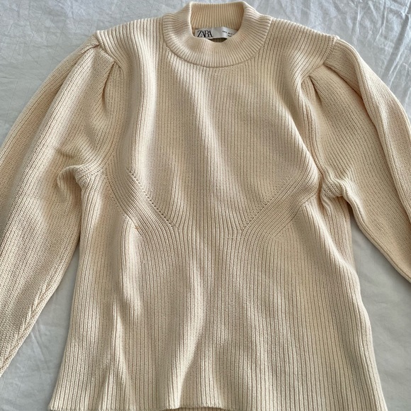 Cream Zara Knit Sweater - Picture 1 of 2